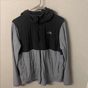 The North Face Women’s Two-Tone light jacket